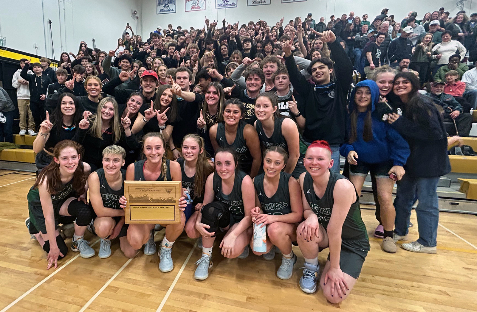 D&rsquo;Evelyn girls basketball clinches back-to-back 5A/4A Jeffco titles &ndash; Colorado Preps