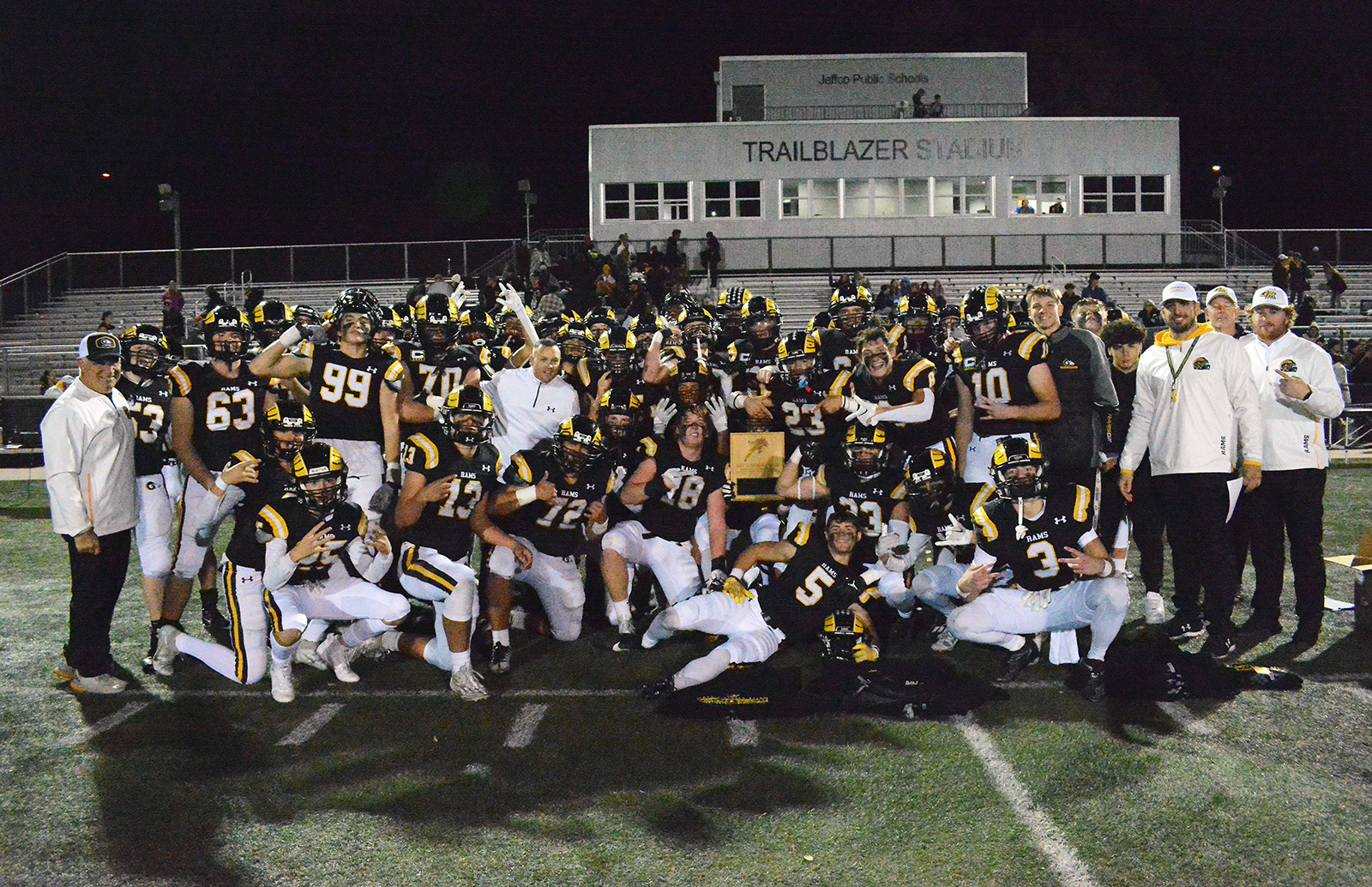 Green Mountain football finishes regular season a perfect 100