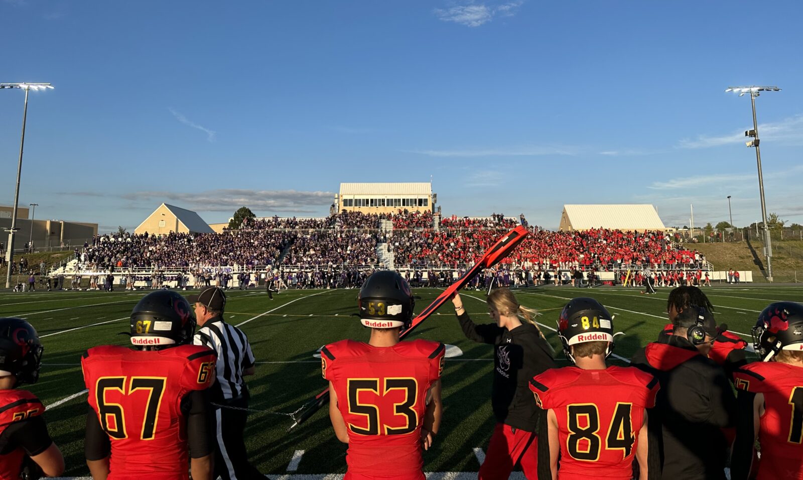 Live chat: Friday football games are underway for Week 4