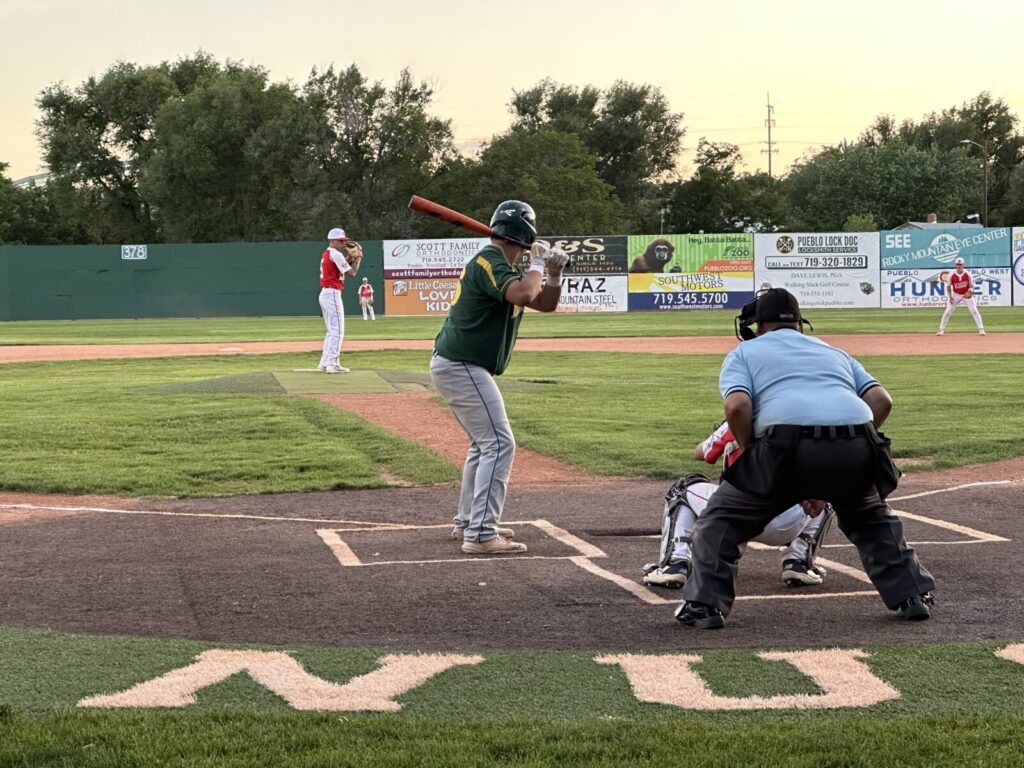 Holyoke caps thrilling day as 2A baseball semifinals are set